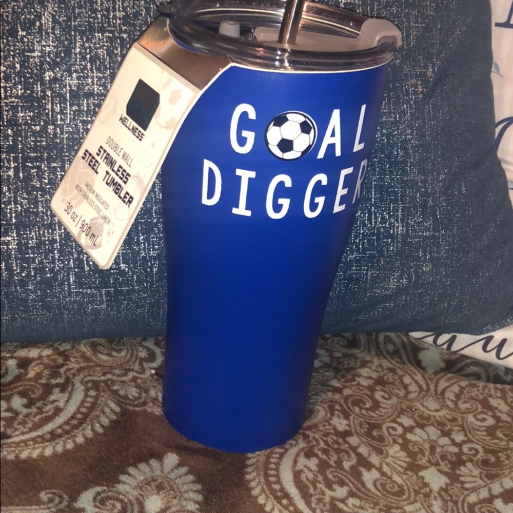 Goal digger cup new with tags